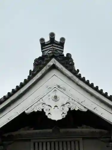 東本願寺の{uncategorized: "未分類", other: "その他", undefined: "問題あり", building: "その他建物", grave: "お墓", sacred_gate: "鳥居", guardian: "狛犬", statue: "像", buddha: "仏像", history: "歴史", nature: "自然", garden: "庭園", animal: "動物", pagoda: "塔", temizu: "手水舎", mountain_gate: "山門・神門", sanctuary: "本殿・本堂", subordinate: "末社・摂社", art: "芸術", scenery: "景色", jizo: "地蔵", ema: "絵馬", goshuin: "御朱印", omikuji: "おみくじ", items: "授与品その他", amulet: "お守り", goshuincho: "御朱印帳", eats: "食事", festival: "お祭り", votive_dance: "神楽", shichigosan: "七五三参", wedding: "結婚式", experience: "体験その他", initially: "初詣", around: "周辺", anti_infection: "感染症対策"}
