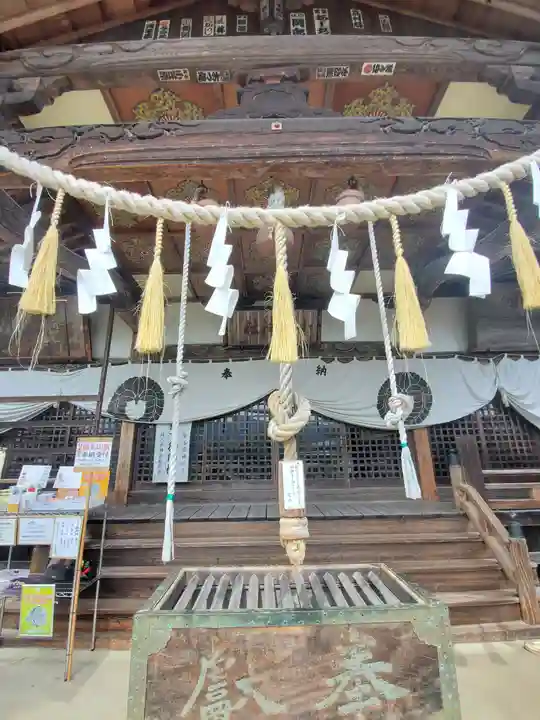 小鹿神社の本殿・本堂