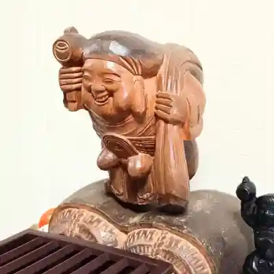 彌彦神社　(伊夜日子神社)の像