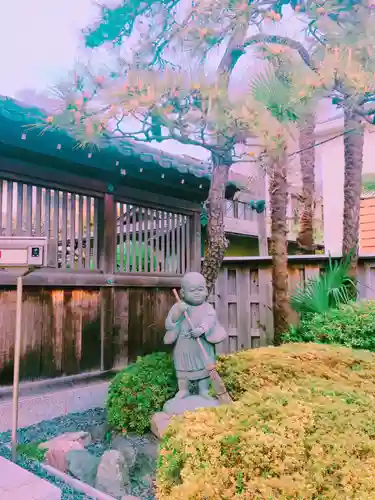 大光寺の像