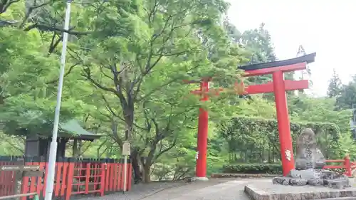 梶取社の鳥居