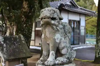 宇賀神社の狛犬