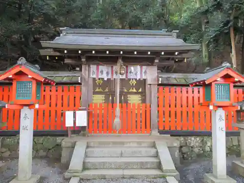 櫟谷宗像神社（松尾大社摂社）の本殿・本堂