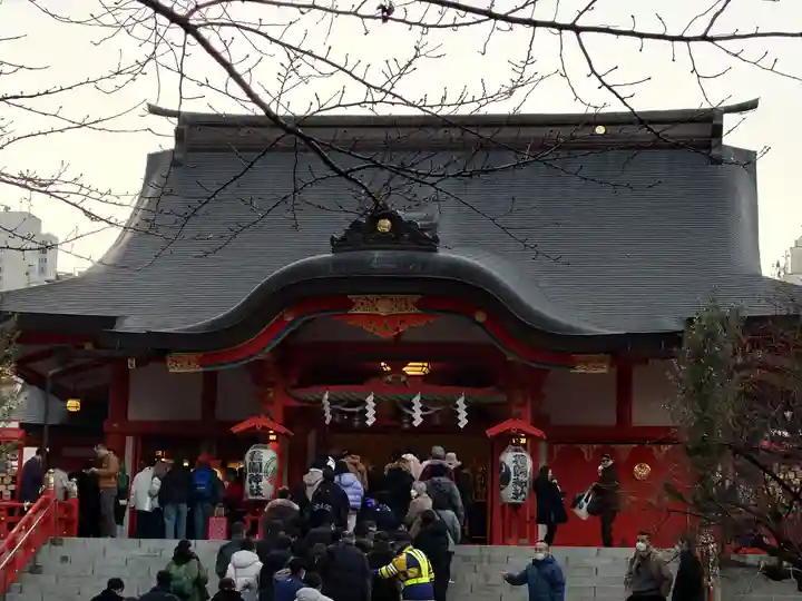 花園神社の本殿・本堂