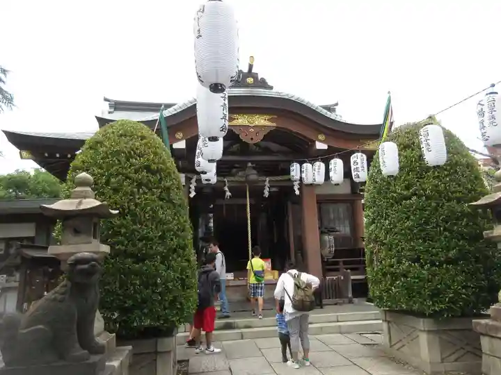 白鬚神社の本殿・本堂