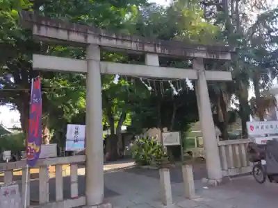 鳩森八幡神社の鳥居