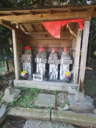 埴生神社の地蔵