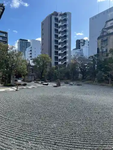 太融寺の{uncategorized: "未分類", other: "その他", undefined: "問題あり", building: "その他建物", grave: "お墓", sacred_gate: "鳥居", guardian: "狛犬", statue: "像", buddha: "仏像", history: "歴史", nature: "自然", garden: "庭園", animal: "動物", pagoda: "塔", temizu: "手水舎", mountain_gate: "山門・神門", sanctuary: "本殿・本堂", subordinate: "末社・摂社", art: "芸術", scenery: "景色", jizo: "地蔵", ema: "絵馬", goshuin: "御朱印", omikuji: "おみくじ", items: "授与品その他", amulet: "お守り", goshuincho: "御朱印帳", eats: "食事", festival: "お祭り", votive_dance: "神楽", shichigosan: "七五三参", wedding: "結婚式", experience: "体験その他", initially: "初詣", around: "周辺", anti_infection: "感染症対策"}