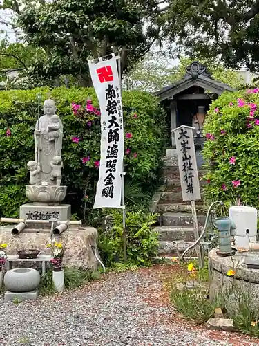 成願寺の像