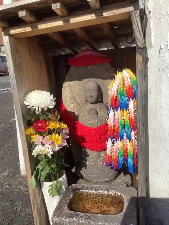 女子大小路のお地蔵さんの地蔵