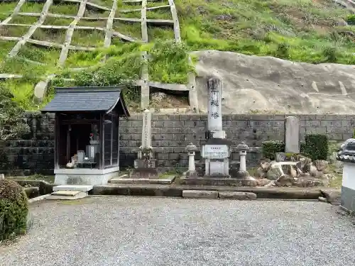 大福寺の{uncategorized: "未分類", other: "その他", undefined: "問題あり", building: "その他建物", grave: "お墓", sacred_gate: "鳥居", guardian: "狛犬", statue: "像", buddha: "仏像", history: "歴史", nature: "自然", garden: "庭園", animal: "動物", pagoda: "塔", temizu: "手水舎", mountain_gate: "山門・神門", sanctuary: "本殿・本堂", subordinate: "末社・摂社", art: "芸術", scenery: "景色", jizo: "地蔵", ema: "絵馬", goshuin: "御朱印", omikuji: "おみくじ", items: "授与品その他", amulet: "お守り", goshuincho: "御朱印帳", eats: "食事", festival: "お祭り", votive_dance: "神楽", shichigosan: "七五三参", wedding: "結婚式", experience: "体験その他", initially: "初詣", around: "周辺", anti_infection: "感染症対策"}
