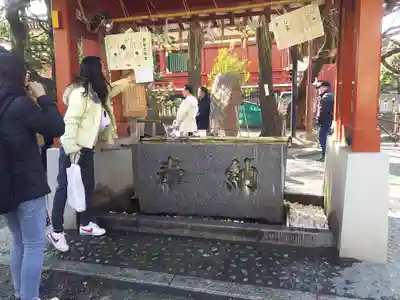浅草神社の手水舎