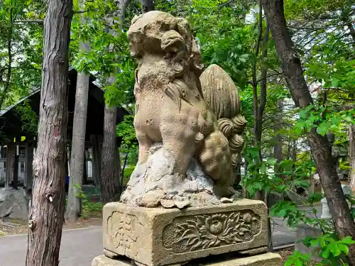 岩見澤神社の狛犬