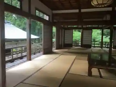 雲洞庵の本殿・本堂