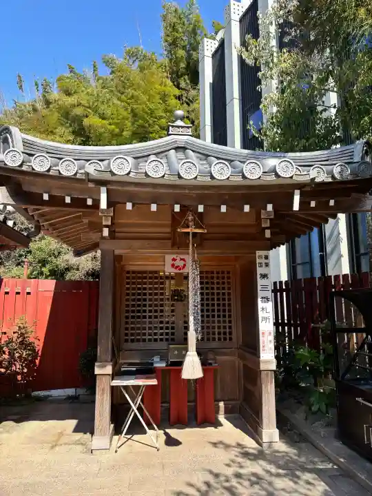 城戸釈迦堂の{uncategorized: "未分類", other: "その他", undefined: "問題あり", building: "その他建物", grave: "お墓", sacred_gate: "鳥居", guardian: "狛犬", statue: "像", buddha: "仏像", history: "歴史", nature: "自然", garden: "庭園", animal: "動物", pagoda: "塔", temizu: "手水舎", mountain_gate: "山門・神門", sanctuary: "本殿・本堂", subordinate: "末社・摂社", art: "芸術", scenery: "景色", jizo: "地蔵", ema: "絵馬", goshuin: "御朱印", omikuji: "おみくじ", items: "授与品その他", amulet: "お守り", goshuincho: "御朱印帳", eats: "食事", festival: "お祭り", votive_dance: "神楽", shichigosan: "七五三参", wedding: "結婚式", experience: "体験その他", initially: "初詣", around: "周辺", anti_infection: "感染症対策"}