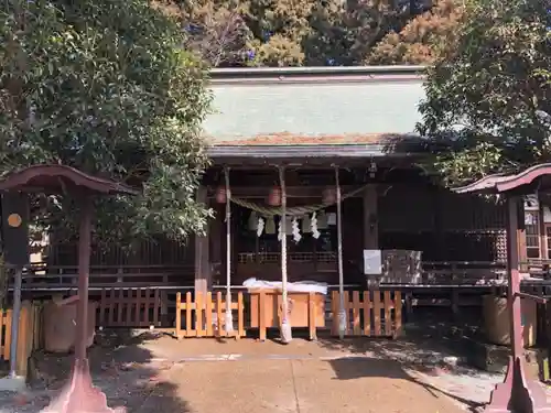 日高神社の本殿