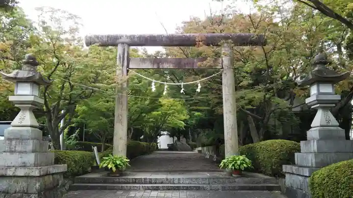 縣居神社の鳥居