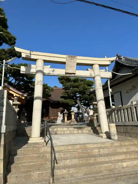 舞子六神社/まいこむの宮の{uncategorized: "未分類", other: "その他", undefined: "問題あり", building: "その他建物", grave: "お墓", sacred_gate: "鳥居", guardian: "狛犬", statue: "像", buddha: "仏像", history: "歴史", nature: "自然", garden: "庭園", animal: "動物", pagoda: "塔", temizu: "手水舎", mountain_gate: "山門・神門", sanctuary: "本殿・本堂", subordinate: "末社・摂社", art: "芸術", scenery: "景色", jizo: "地蔵", ema: "絵馬", goshuin: "御朱印", omikuji: "おみくじ", items: "授与品その他", amulet: "お守り", goshuincho: "御朱印帳", eats: "食事", festival: "お祭り", votive_dance: "神楽", shichigosan: "七五三参", wedding: "結婚式", experience: "体験その他", initially: "初詣", around: "周辺", anti_infection: "感染症対策"}