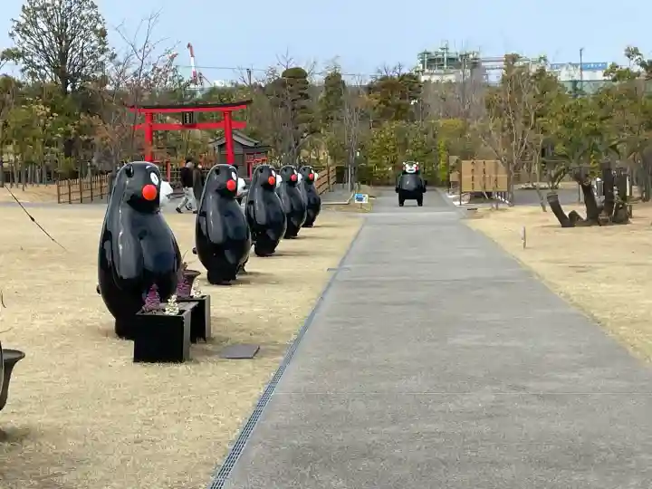 くまモン神社の{uncategorized: "未分類", other: "その他", undefined: "問題あり", building: "その他建物", grave: "お墓", sacred_gate: "鳥居", guardian: "狛犬", statue: "像", buddha: "仏像", history: "歴史", nature: "自然", garden: "庭園", animal: "動物", pagoda: "塔", temizu: "手水舎", mountain_gate: "山門・神門", sanctuary: "本殿・本堂", subordinate: "末社・摂社", art: "芸術", scenery: "景色", jizo: "地蔵", ema: "絵馬", goshuin: "御朱印", omikuji: "おみくじ", items: "授与品その他", amulet: "お守り", goshuincho: "御朱印帳", eats: "食事", festival: "お祭り", votive_dance: "神楽", shichigosan: "七五三参", wedding: "結婚式", experience: "体験その他", initially: "初詣", around: "周辺", anti_infection: "感染症対策"}