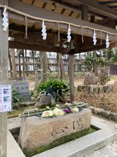 新宮八幡神社の手水舎