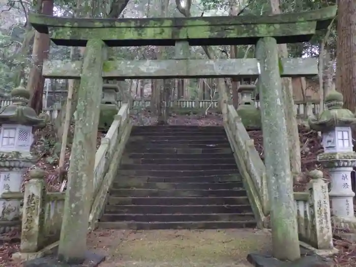 豊崎八幡神社の鳥居