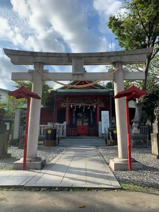 (芝生)浅間神社の鳥居