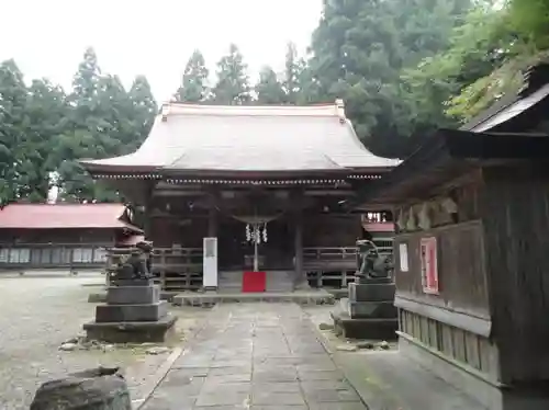 熊野神社の本殿・本堂
