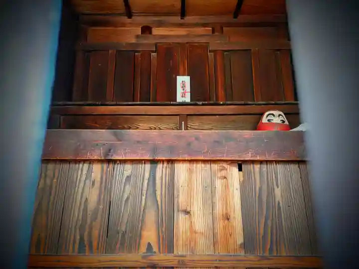 稲荷社(赤坂町)の末社・摂社