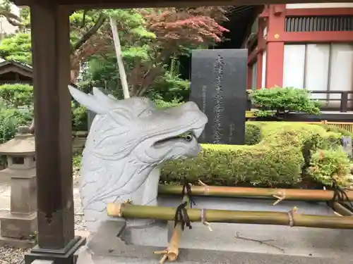 浄土宗 光明山 大蓮寺（照曜会館）の手水舎