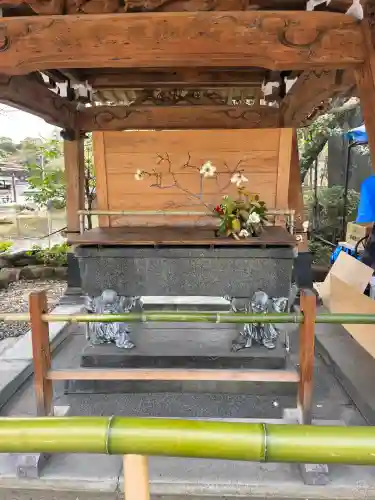 西新井大師総持寺の{uncategorized: "未分類", other: "その他", undefined: "問題あり", building: "その他建物", grave: "お墓", sacred_gate: "鳥居", guardian: "狛犬", statue: "像", buddha: "仏像", history: "歴史", nature: "自然", garden: "庭園", animal: "動物", pagoda: "塔", temizu: "手水舎", mountain_gate: "山門・神門", sanctuary: "本殿・本堂", subordinate: "末社・摂社", art: "芸術", scenery: "景色", jizo: "地蔵", ema: "絵馬", goshuin: "御朱印", omikuji: "おみくじ", items: "授与品その他", amulet: "お守り", goshuincho: "御朱印帳", eats: "食事", festival: "お祭り", votive_dance: "神楽", shichigosan: "七五三参", wedding: "結婚式", experience: "体験その他", initially: "初詣", around: "周辺", anti_infection: "感染症対策"}