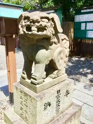 伊奴神社の狛犬