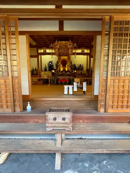 法華院の本殿・本堂