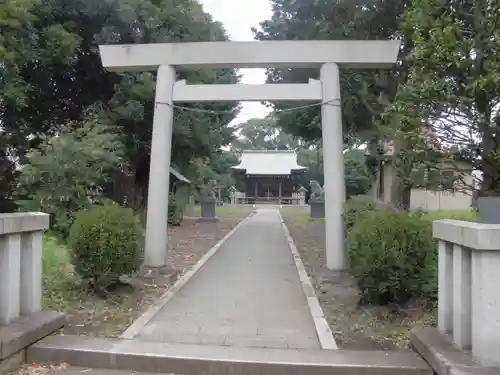 神明社の鳥居