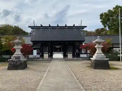 秋田県護國神社の山門・神門