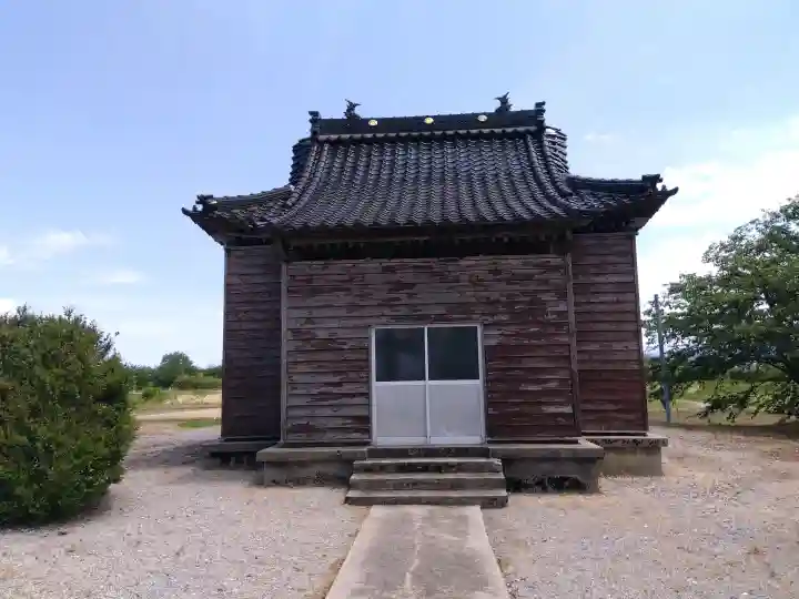 嶋町神社の{uncategorized: "未分類", other: "その他", undefined: "問題あり", building: "その他建物", grave: "お墓", sacred_gate: "鳥居", guardian: "狛犬", statue: "像", buddha: "仏像", history: "歴史", nature: "自然", garden: "庭園", animal: "動物", pagoda: "塔", temizu: "手水舎", mountain_gate: "山門・神門", sanctuary: "本殿・本堂", subordinate: "末社・摂社", art: "芸術", scenery: "景色", jizo: "地蔵", ema: "絵馬", goshuin: "御朱印", omikuji: "おみくじ", items: "授与品その他", amulet: "お守り", goshuincho: "御朱印帳", eats: "食事", festival: "お祭り", votive_dance: "神楽", shichigosan: "七五三参", wedding: "結婚式", experience: "体験その他", initially: "初詣", around: "周辺", anti_infection: "感染症対策"}