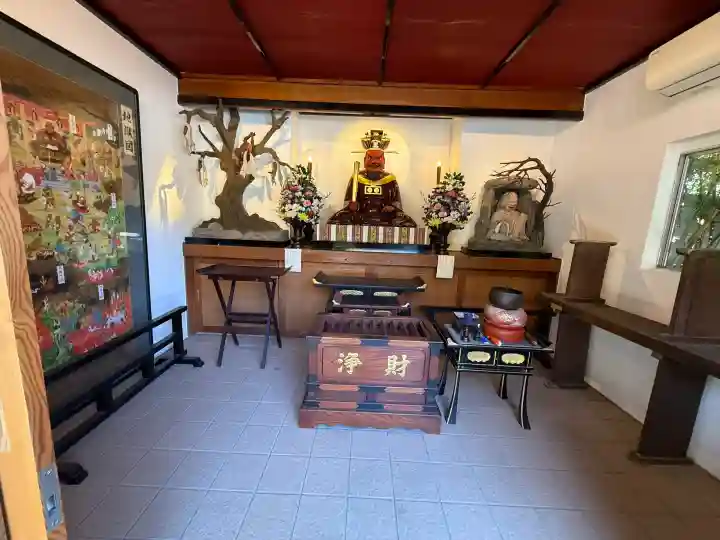 文殊院の{uncategorized: "未分類", other: "その他", undefined: "問題あり", building: "その他建物", grave: "お墓", sacred_gate: "鳥居", guardian: "狛犬", statue: "像", buddha: "仏像", history: "歴史", nature: "自然", garden: "庭園", animal: "動物", pagoda: "塔", temizu: "手水舎", mountain_gate: "山門・神門", sanctuary: "本殿・本堂", subordinate: "末社・摂社", art: "芸術", scenery: "景色", jizo: "地蔵", ema: "絵馬", goshuin: "御朱印", omikuji: "おみくじ", items: "授与品その他", amulet: "お守り", goshuincho: "御朱印帳", eats: "食事", festival: "お祭り", votive_dance: "神楽", shichigosan: "七五三参", wedding: "結婚式", experience: "体験その他", initially: "初詣", around: "周辺", anti_infection: "感染症対策"}