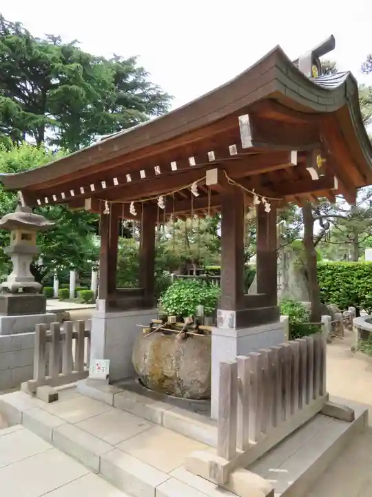 薭田神社の手水舎