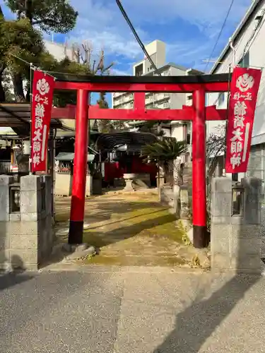 柳原稲荷神社の鳥居