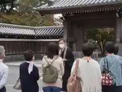 普元寺の山門