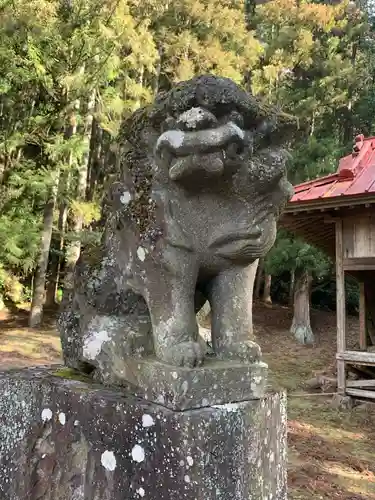 熊野神社の狛犬