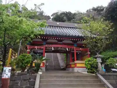 洲崎神社の山門・神門
