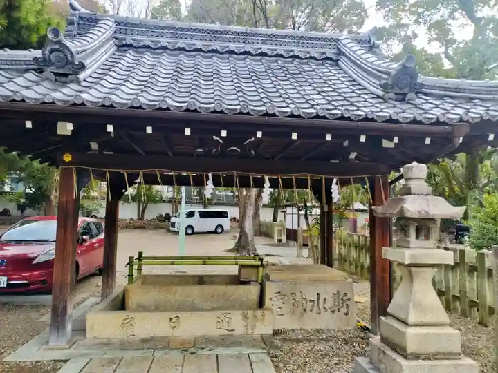 御香宮神社の手水舎