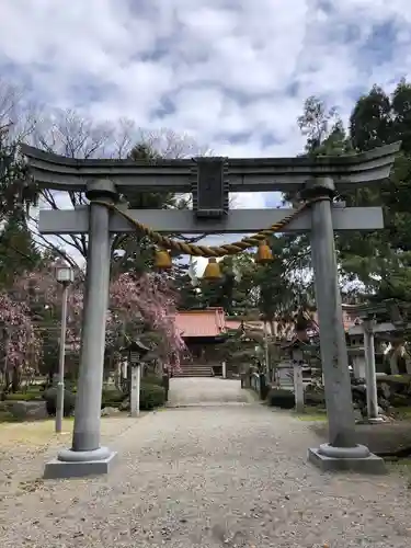 若宮八幡宮の鳥居