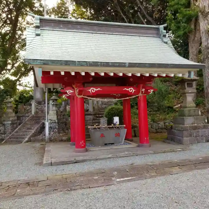 素鵞神社の手水舎