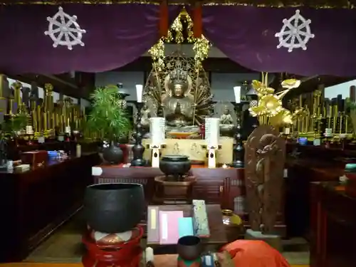 大慈寺の本殿・本堂