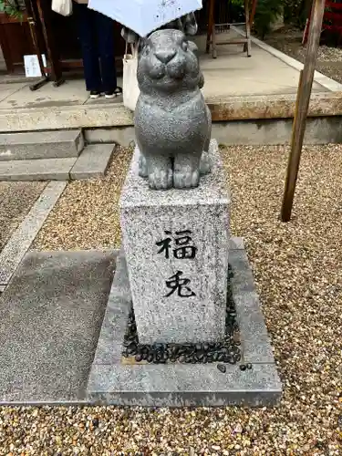 三輪神社の狛犬