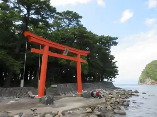 諸口神社の鳥居