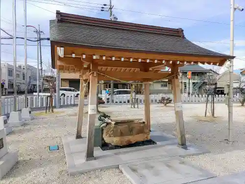 八ツ屋神明社の手水舎