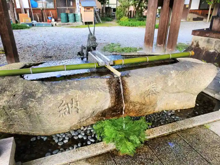 西宮神社の手水舎