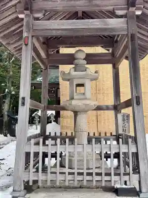 大宮賣神社の{uncategorized: "未分類", other: "その他", undefined: "問題あり", building: "その他建物", grave: "お墓", sacred_gate: "鳥居", guardian: "狛犬", statue: "像", buddha: "仏像", history: "歴史", nature: "自然", garden: "庭園", animal: "動物", pagoda: "塔", temizu: "手水舎", mountain_gate: "山門・神門", sanctuary: "本殿・本堂", subordinate: "末社・摂社", art: "芸術", scenery: "景色", jizo: "地蔵", ema: "絵馬", goshuin: "御朱印", omikuji: "おみくじ", items: "授与品その他", amulet: "お守り", goshuincho: "御朱印帳", eats: "食事", festival: "お祭り", votive_dance: "神楽", shichigosan: "七五三参", wedding: "結婚式", experience: "体験その他", initially: "初詣", around: "周辺", anti_infection: "感染症対策"}